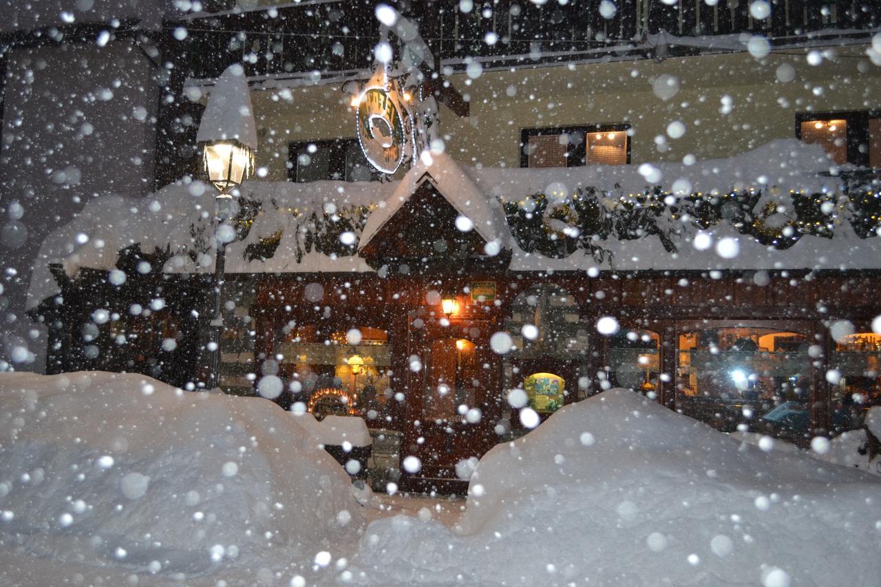 Hotel Perruquet Breuil-Cervinia Ngoại thất bức ảnh